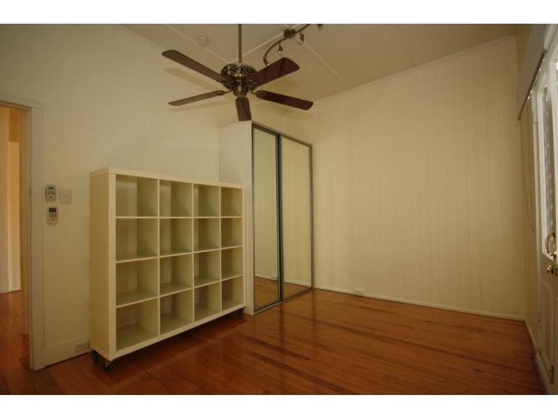 34 Donald Street, Woody Point QLD 4019