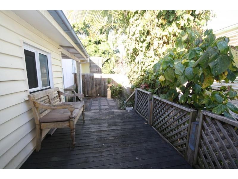 34 Donald Street, Woody Point QLD 4019