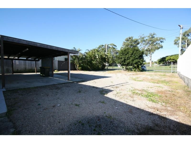 219 Elizabeth Avenue, Clontarf QLD 4019