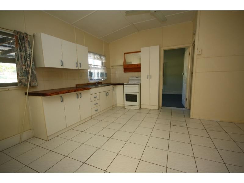 219 Elizabeth Avenue, Clontarf QLD 4019