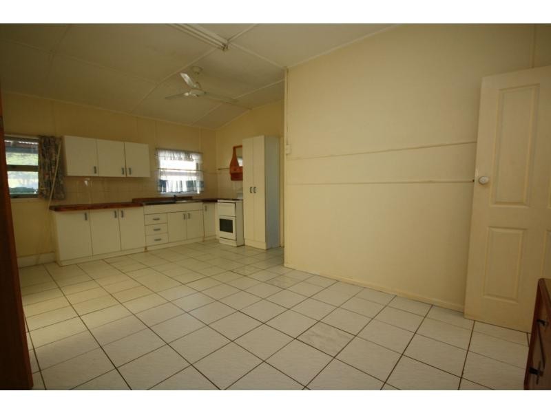 219 Elizabeth Avenue, Clontarf QLD 4019
