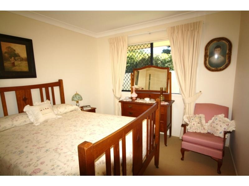 3A Hawthorne Street, Woody Point QLD 4019