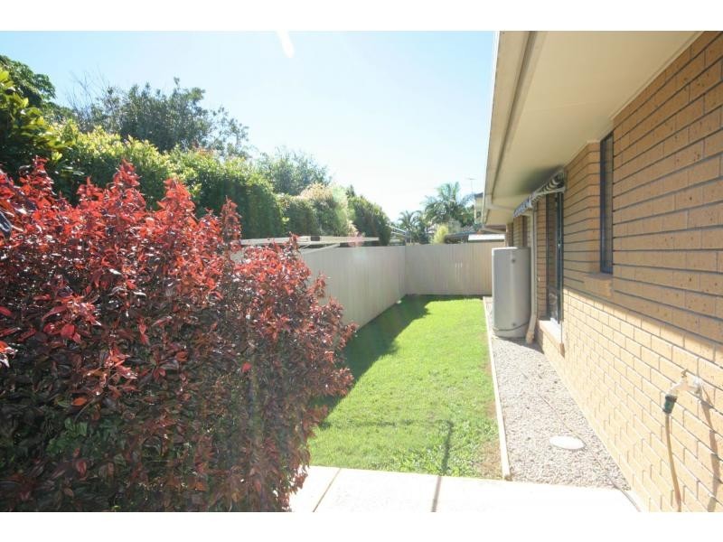 3A Hawthorne Street, Woody Point QLD 4019