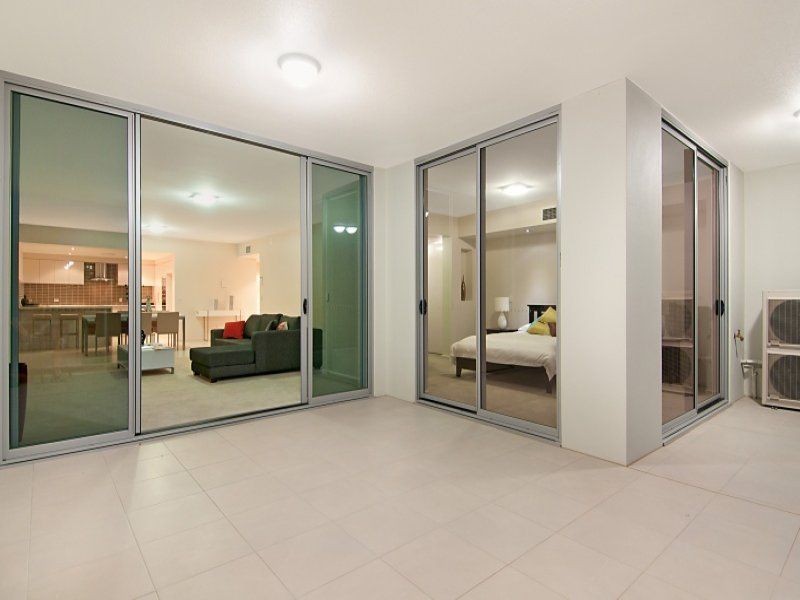 Sandstone Point QLD 4511