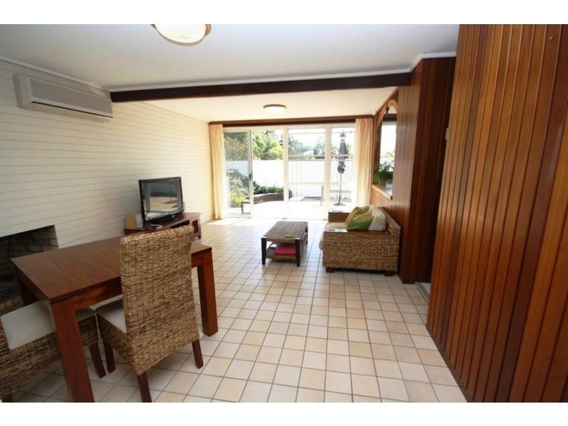 7 Buckley Street, Scarborough QLD 4020