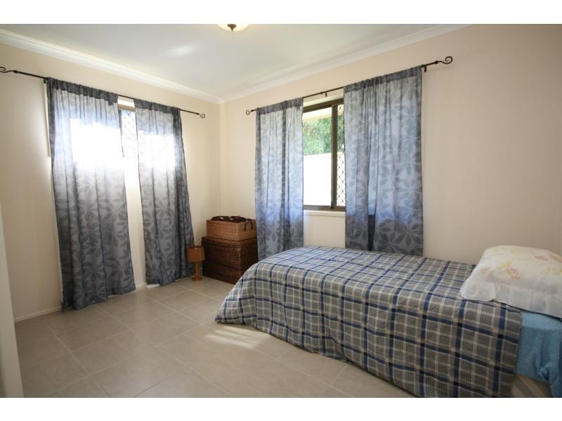 28 Robertson Avenue, Margate QLD 4019