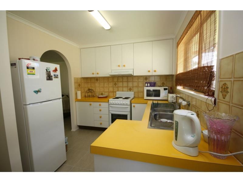 28 Robertson Avenue, Margate QLD 4019