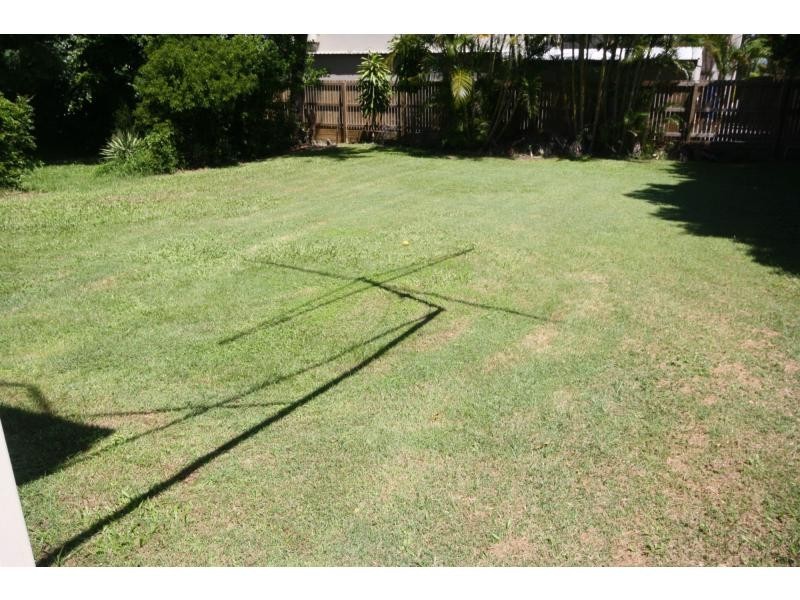 0037 Fernlea Avenue, Scarborough QLD 4020