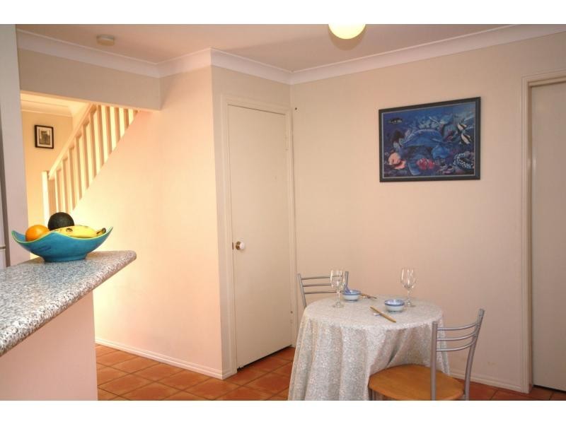 2/5 Ellen Street, Woody Point QLD 4019