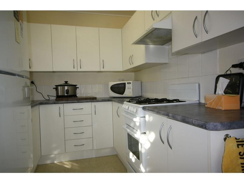 16 Burloo Crescent, Ferny Hills QLD 4055