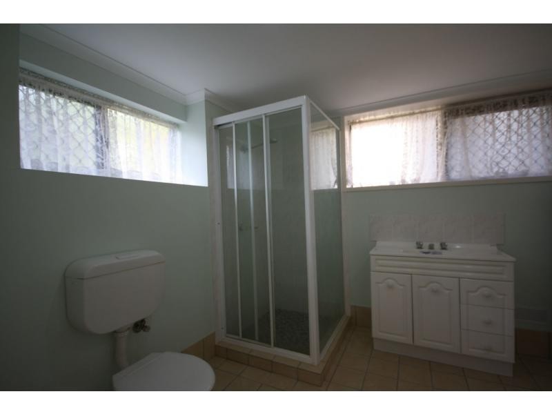 16 Burloo Crescent, Ferny Hills QLD 4055