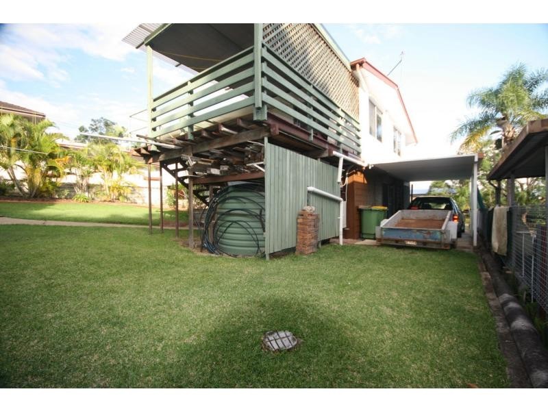 16 Burloo Crescent, Ferny Hills QLD 4055