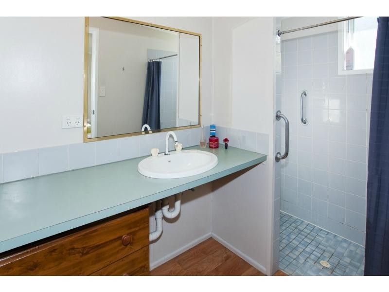 20 Ashmole Road, Redcliffe QLD 4020