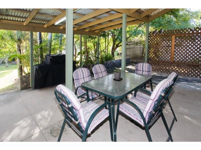 20 Ashmole Road, Redcliffe QLD 4020