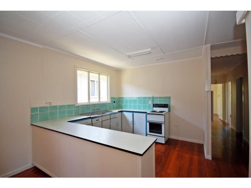 31a Davis Street, Scarborough QLD 4020