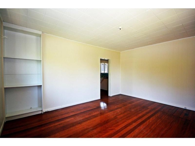 31a Davis Street, Scarborough QLD 4020