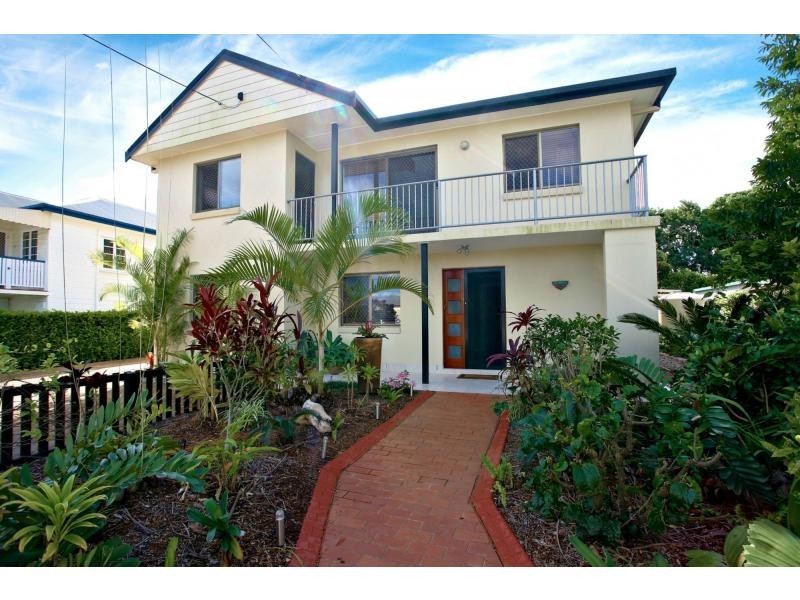 78 King Street, Woody Point QLD 4019