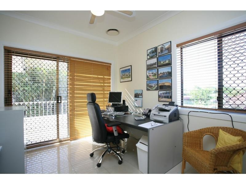 78 King Street, Woody Point QLD 4019