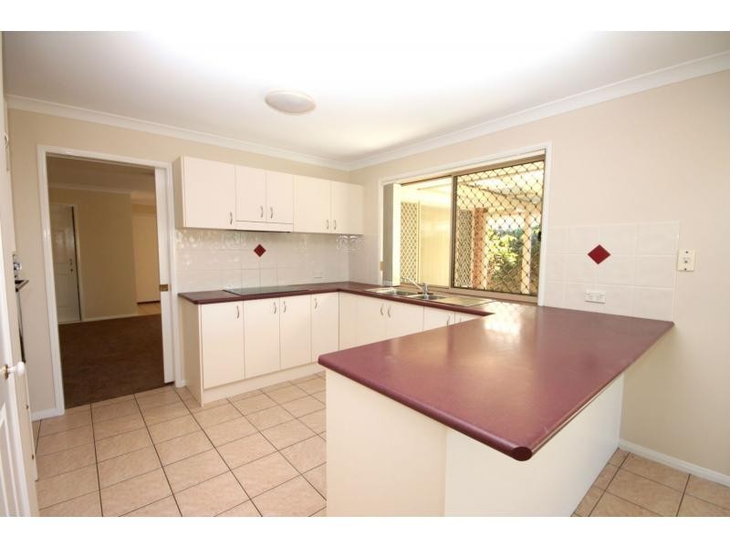 38 Dobell Street, Rothwell QLD 4022