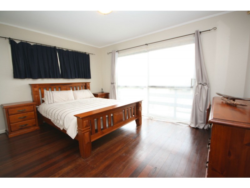 4 Mavor Street, Clontarf QLD 4019