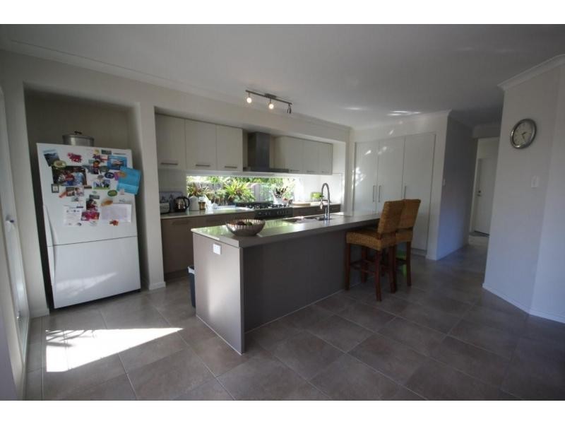 31 Kate Street, Woody Point QLD 4019