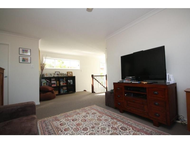 31 Kate Street, Woody Point QLD 4019