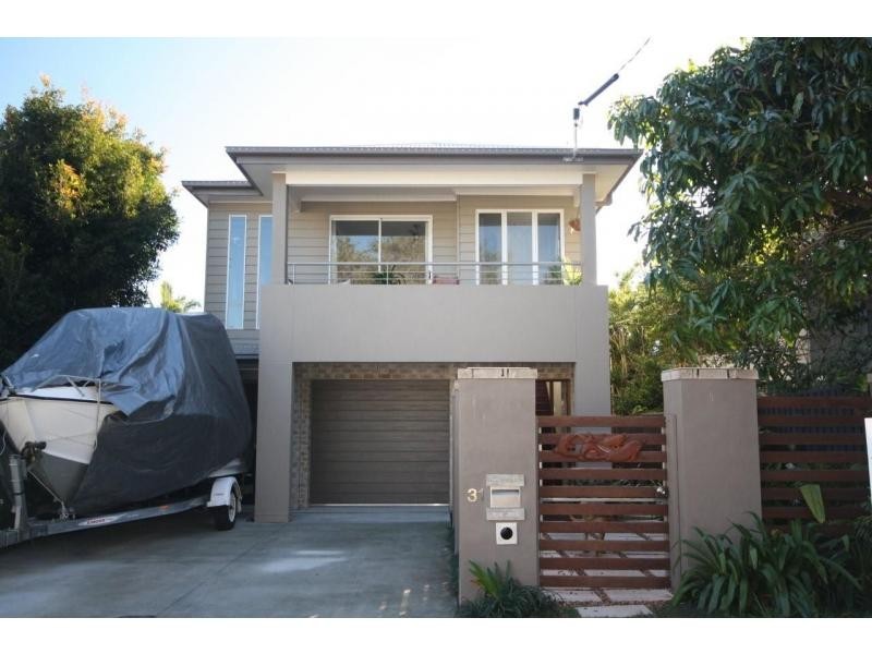 31 Kate Street, Woody Point QLD 4019