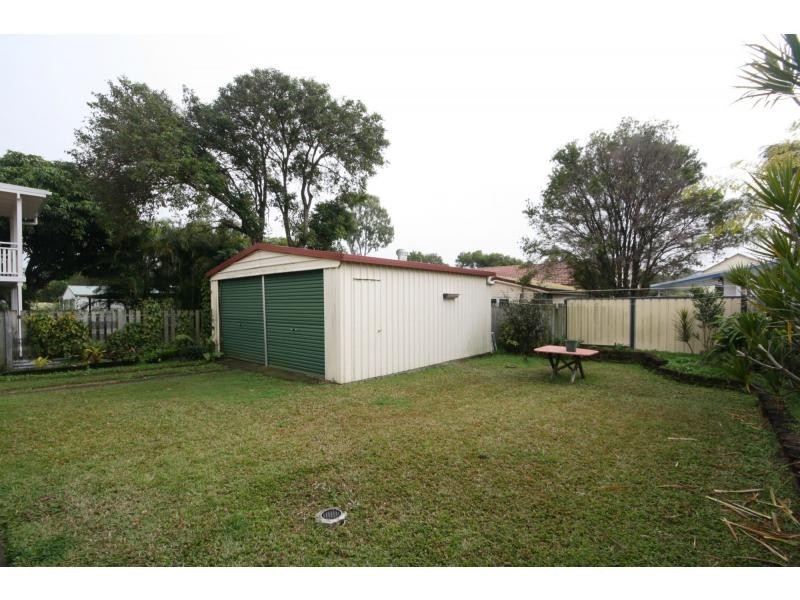14 Bank Street, Margate QLD 4019