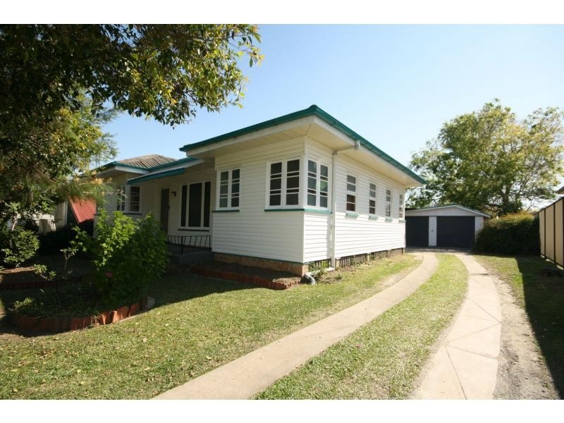59 Laura Street, Clontarf QLD 4019