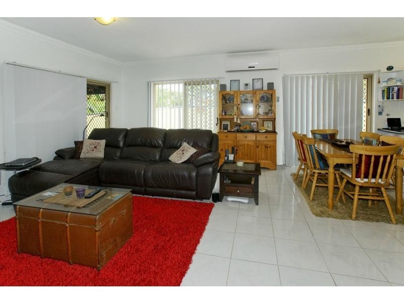 19 Cole Street, Scarborough QLD 4020