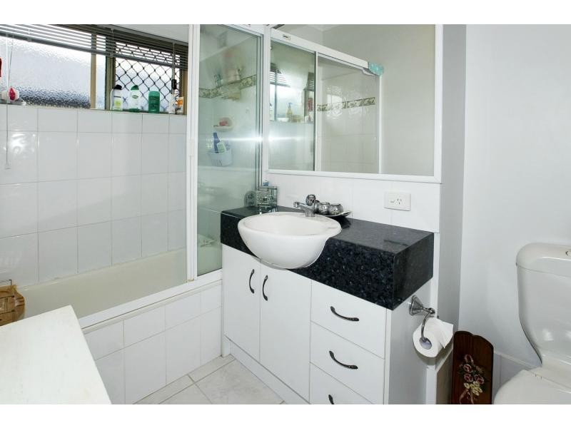 19 Cole Street, Scarborough QLD 4020