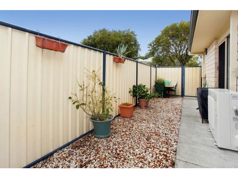 19 Cole Street, Scarborough QLD 4020