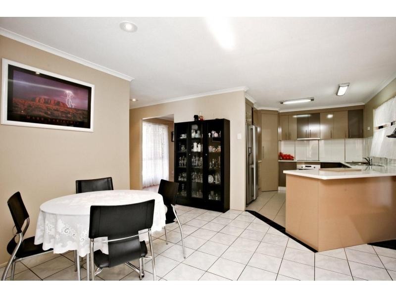 1 Kareela Court, Kippa-ring QLD 4021