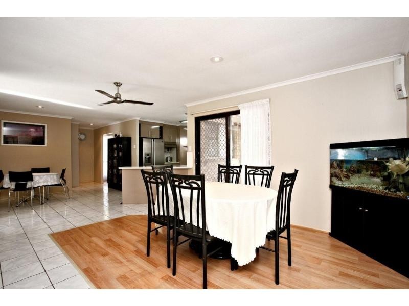 1 Kareela Court, Kippa-ring QLD 4021