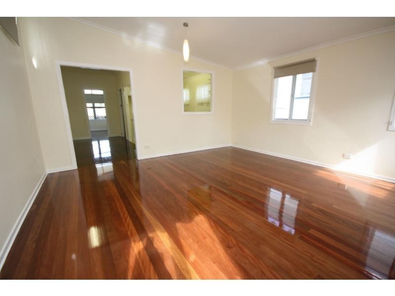 16 Higlett Street, Scarborough QLD 4020