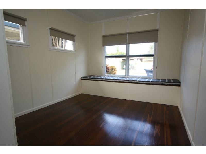 16 Higlett Street, Scarborough QLD 4020