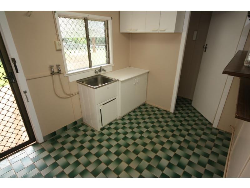 16 Higlett Street, Scarborough QLD 4020