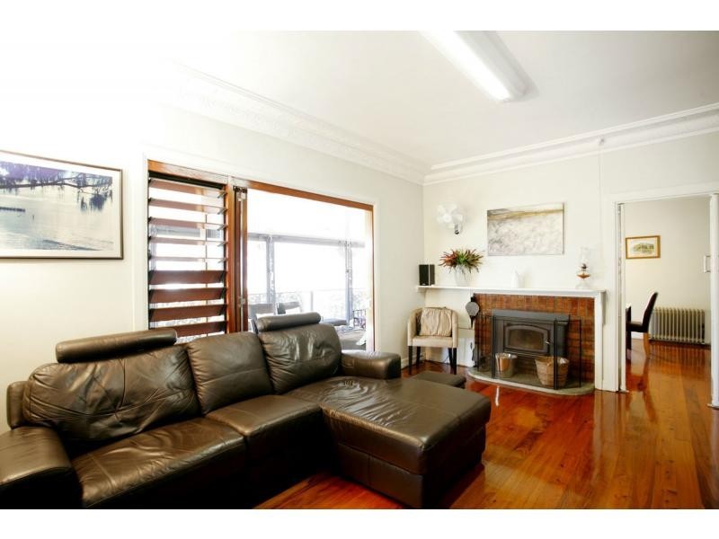 1 Davis Street, Redcliffe QLD 4020