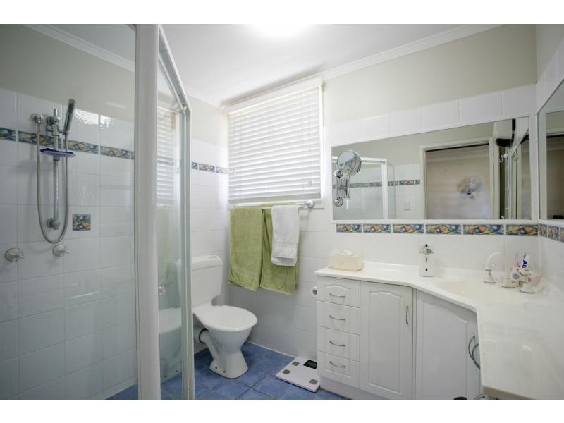 1 Davis Street, Redcliffe QLD 4020