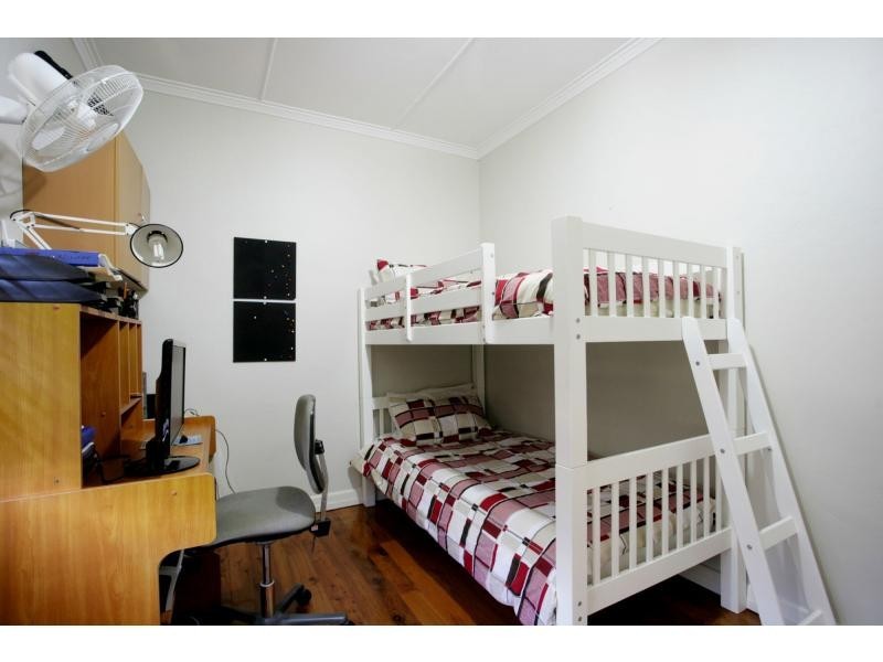 1 Davis Street, Redcliffe QLD 4020