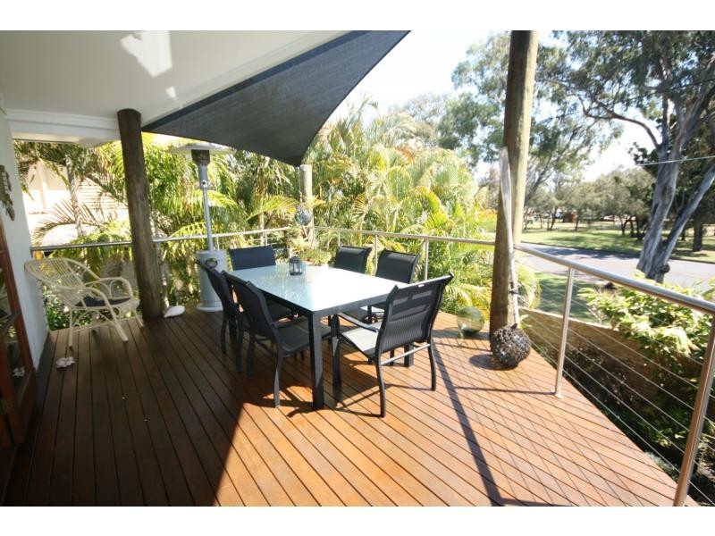 25 Thurecht Parade, Scarborough QLD 4020