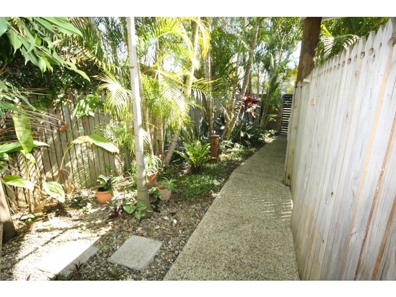25 Thurecht Parade, Scarborough QLD 4020