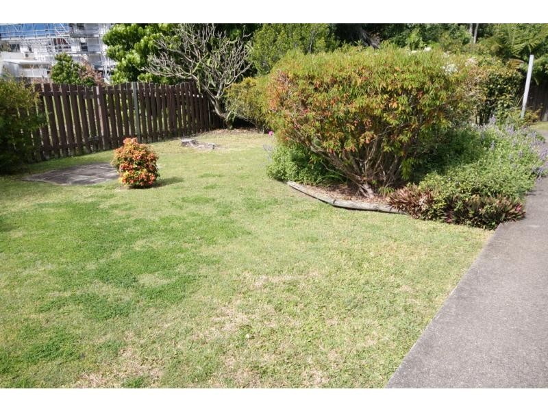 4/1 ROCK STREET, Scarborough QLD 4020