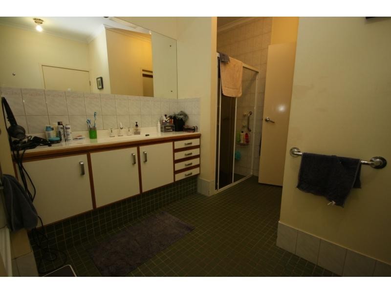 6 Lancaster Avenue, Redcliffe QLD 4020