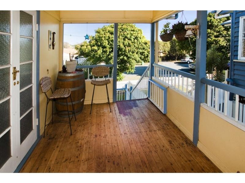 32 Tilley Street, Redcliffe QLD 4020