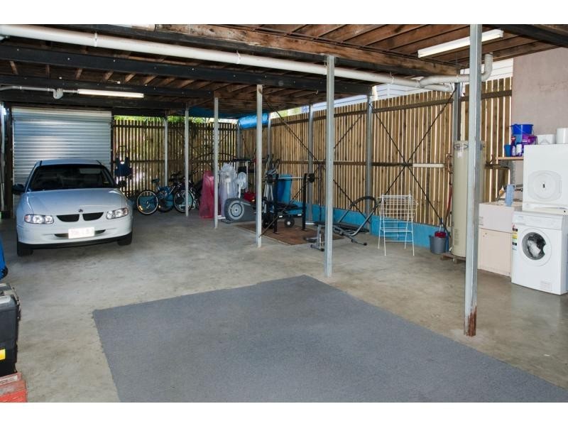 32 Tilley Street, Redcliffe QLD 4020