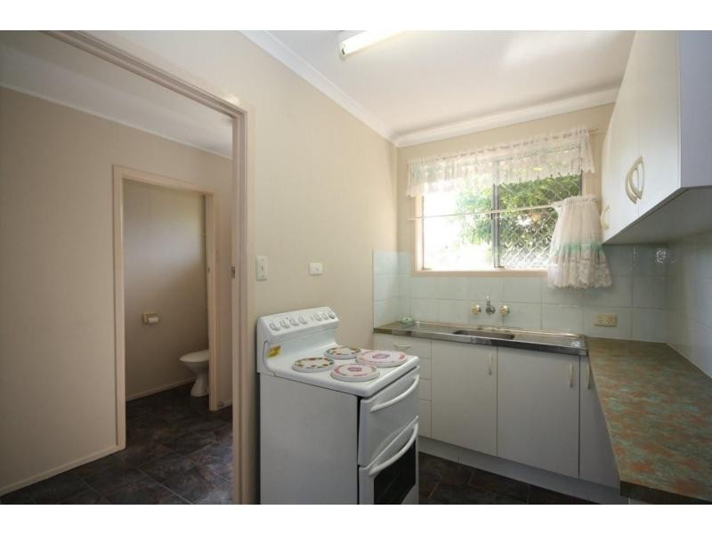 2/120 John Street, Redcliffe QLD 4020