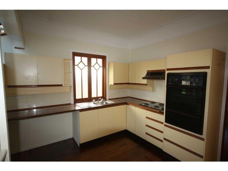 70 Dover Road, Margate QLD 4019