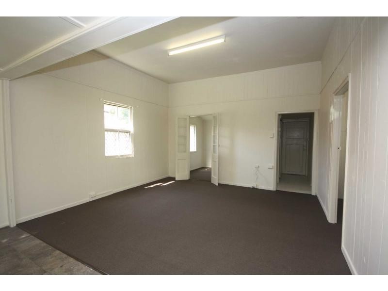 21 Louis Street, Redcliffe QLD 4020