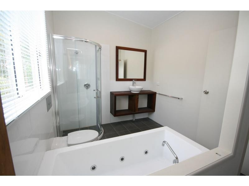 60 Bell Street, Woody Point QLD 4019